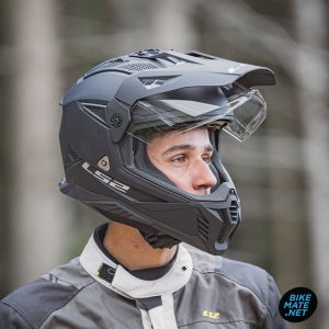 LS2 Helmets - MX702 Pioneer II Matt Black