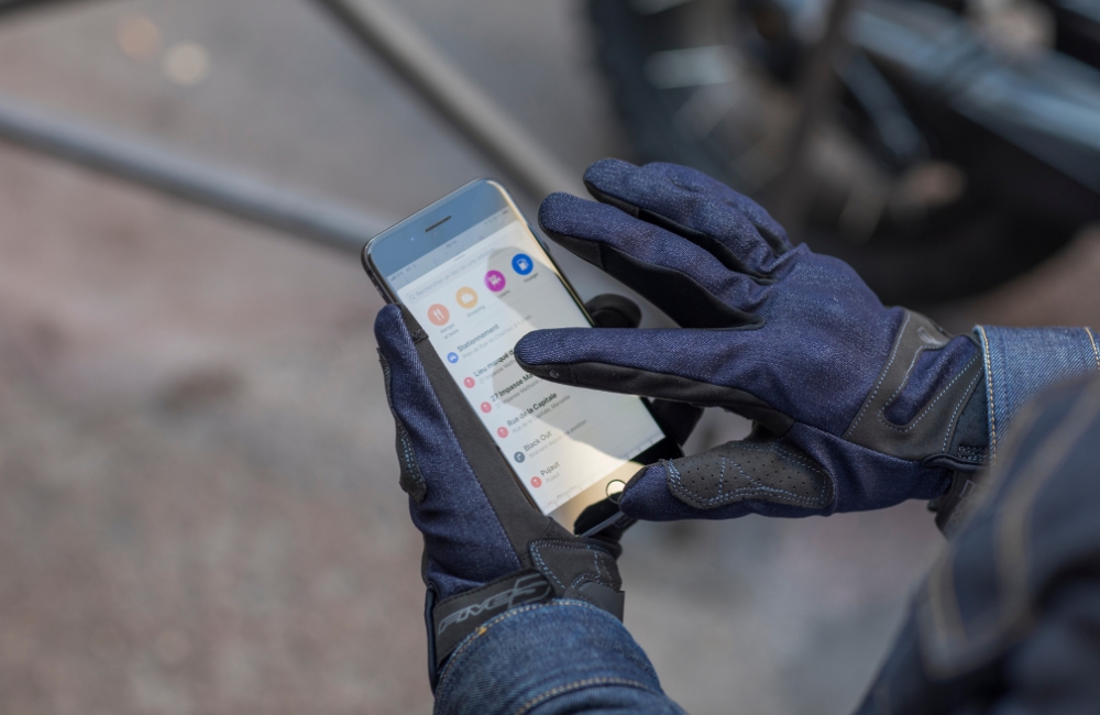 FIVE Advanced Gloves - RS3 Touch Screen Feature ถุงมือขี่มอเตอร์ไซค์