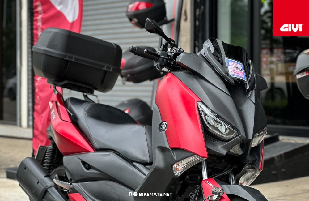 GIVI E43NML on Yamaha XMAX300